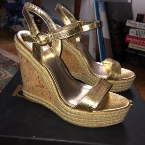 BEBE Clairee Cork Wedges Size 9 GLD ZG14071-31